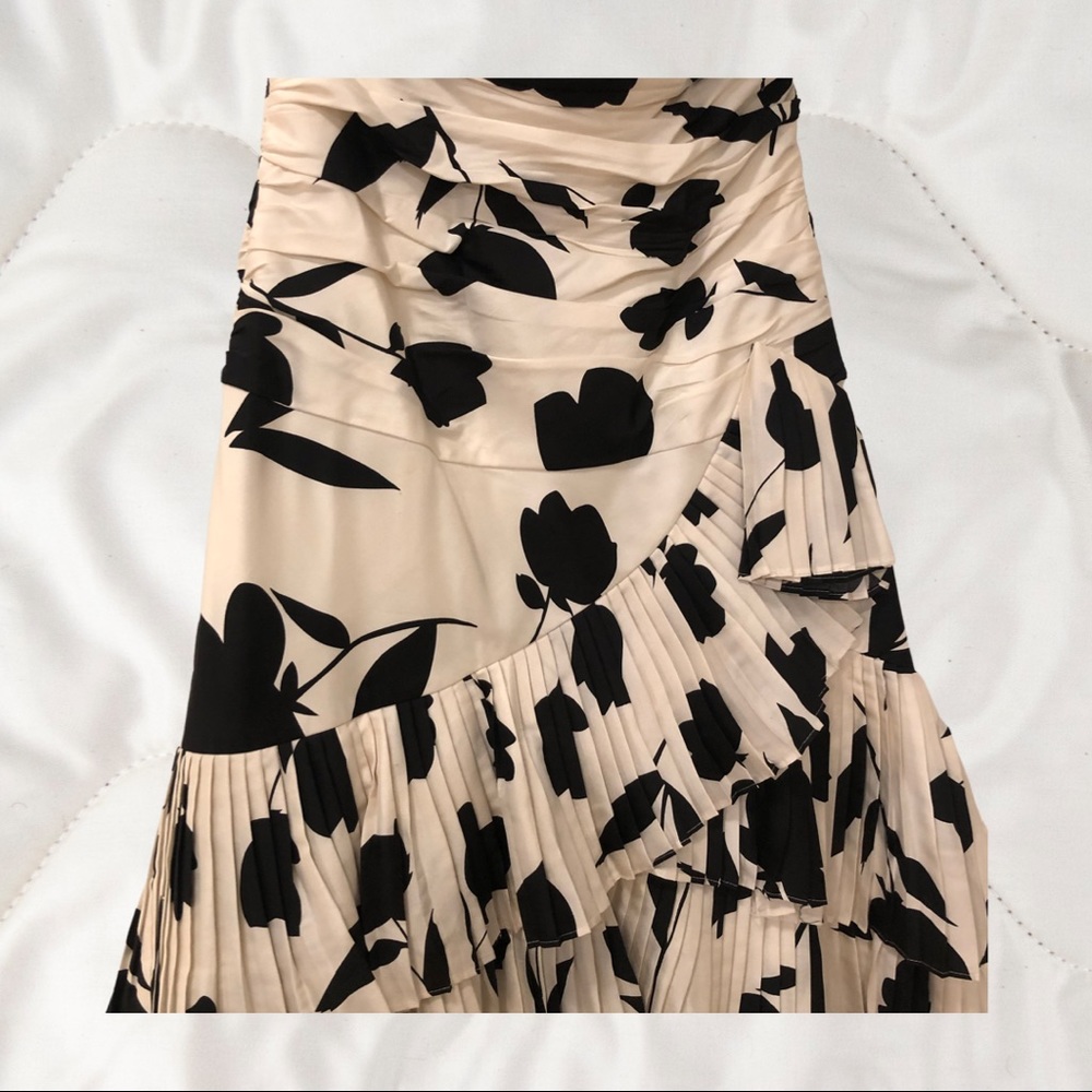White House black market high low ruffle strapless flower dress - Picture 2 of 4